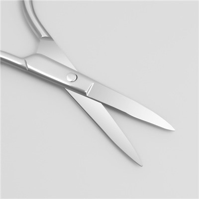 Ножницы маникюрные «Premium», прямые, широкие, 9 см, на блистере, цвет серебристый